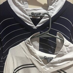 Hilary Radley Men's V-Neck Sweater in Navy and White